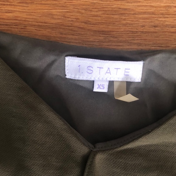 1.STATE Ruffle Front Camisole Size XS - Picture 4 of 4